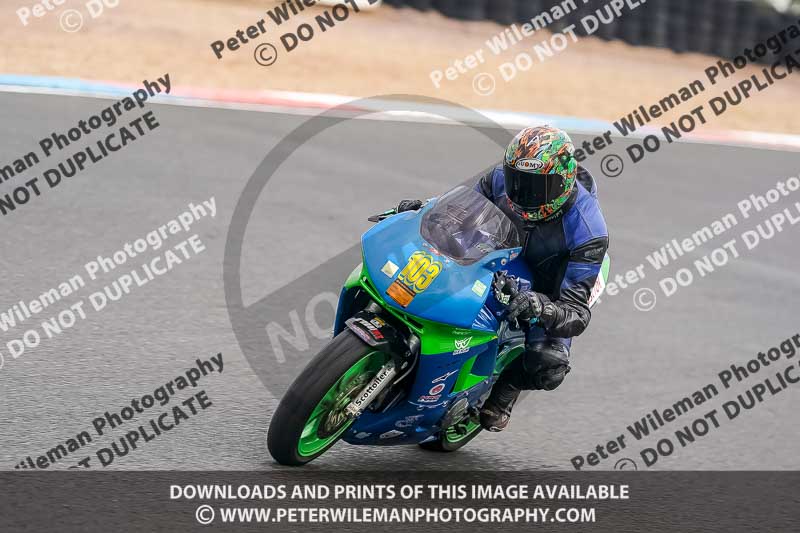 enduro digital images;event digital images;eventdigitalimages;mallory park;mallory park photographs;mallory park trackday;mallory park trackday photographs;no limits trackdays;peter wileman photography;racing digital images;trackday digital images;trackday photos